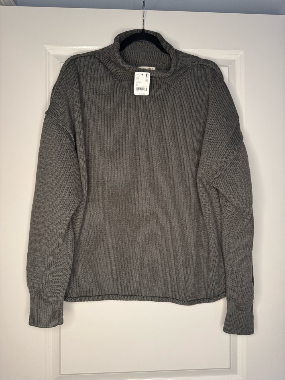 NWT Free People Torres Turtleneck Sweatshirt in Army - Picture 7 of 11